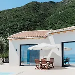 Tempestini Exclusive