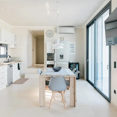 Tempestini Exclusive