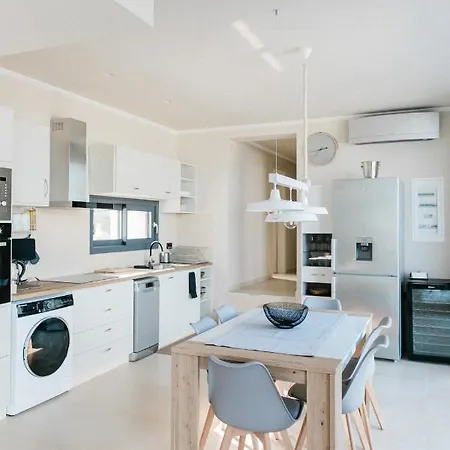 Tempestini Exclusive * Nikiana