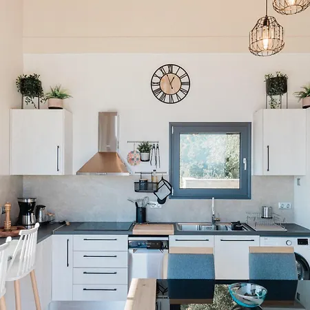 Tempestini Exclusive * Nikiana