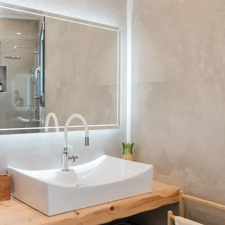 Tempestini Exclusive